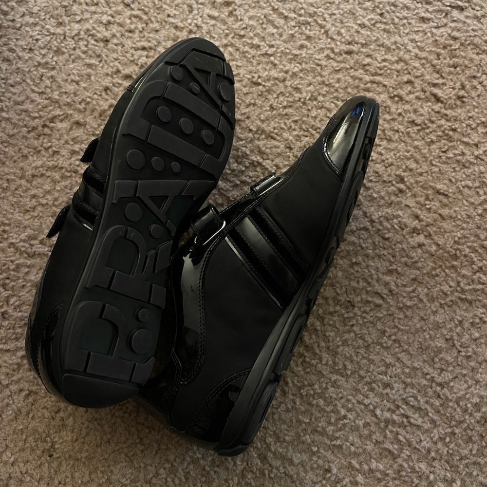 Prada shoes - Picture 4 of 6